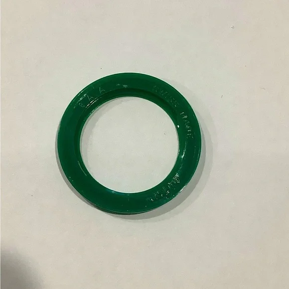 - Authentic GUCCI signature colors bezel ( no watch) - Picture 4 of 5